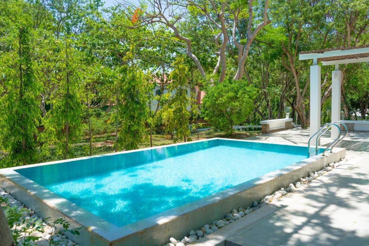 Fleur De Lys Resort & Spa Long Hai Exteriör bild